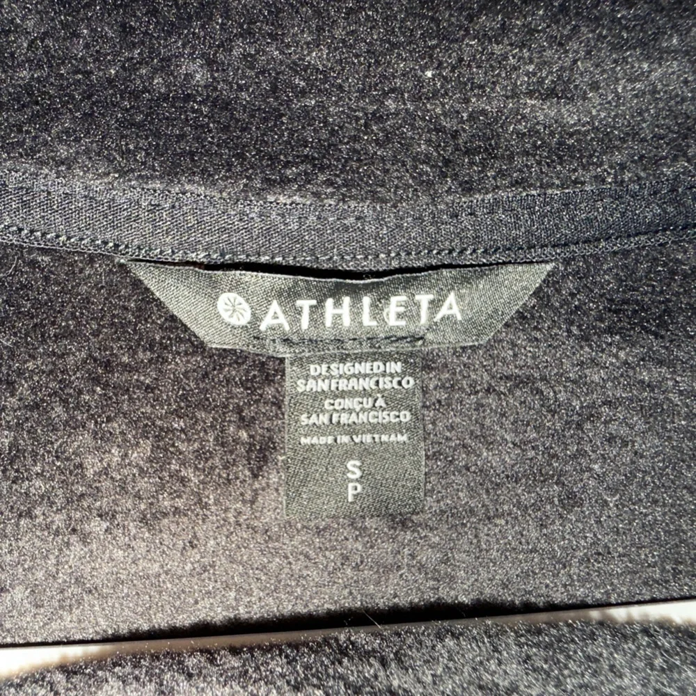 Athleta women’s smoke skims